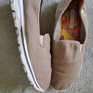Skechers, Size 7.5, tan canvas